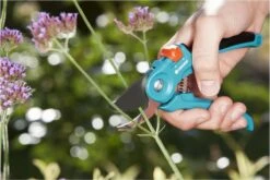 GARDENA - Classic B/S Bypass - Snoeischaar - Ø 20mm - 25 Jaar Garantie 13 GARDENA - Classic B/S Bypass - Snoeischaar - Ø 20mm - 25 Jaar Garantie -Gardena 1200x800 84