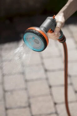 GARDENA - Comfort Broeskop - 5 Straalsoorten - Grijs -Gardena 800x1200 2